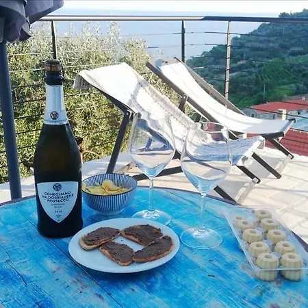 Frühstückspension Il Sole Di Poggi Imperia