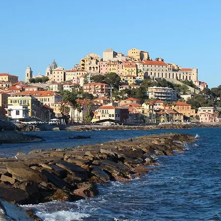 Il Sole Di Poggi 3* Imperia