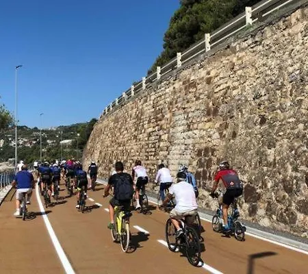 Frühstückspension Il Sole Di Poggi Imperia