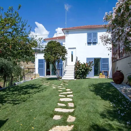 住宿加早餐酒店 Il Sole Di Poggi 因佩里亚