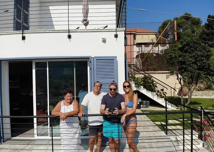 Il Sole Di Poggi 4* Imperia