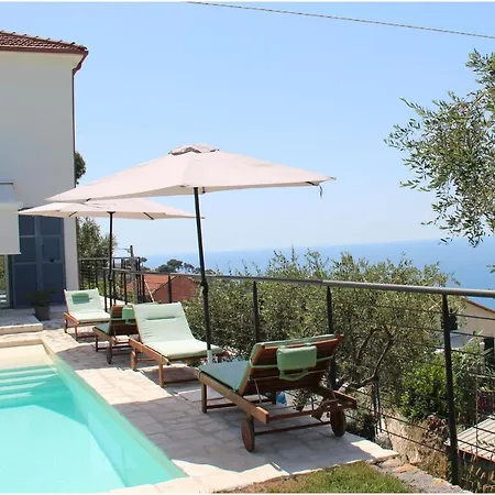 Il Sole Di Poggi Bed and breakfast 3*