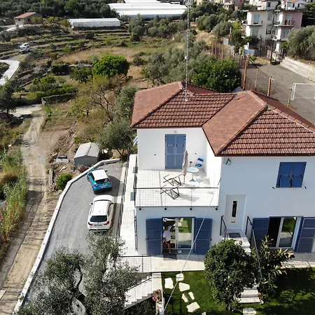 Bed and Breakfast Il Sole Di Poggi 4*