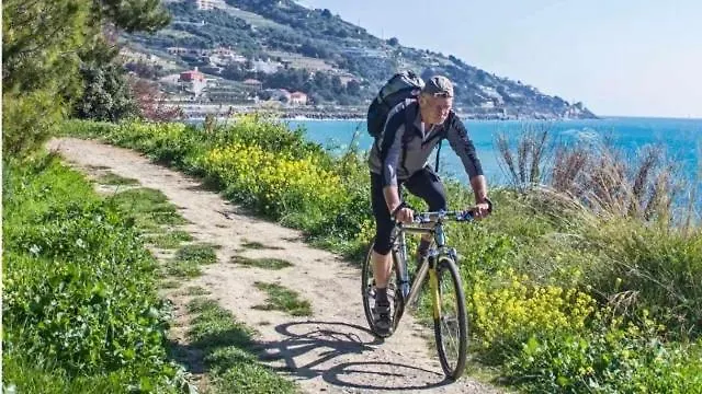 Il Sole Di Poggi Oda ve Kahvaltı Imperia