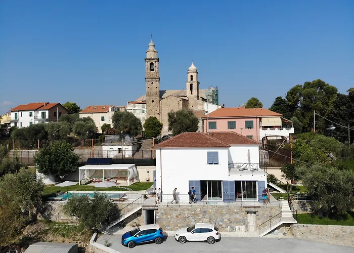 Oda ve Kahvaltı Il Sole Di Poggi 4*
